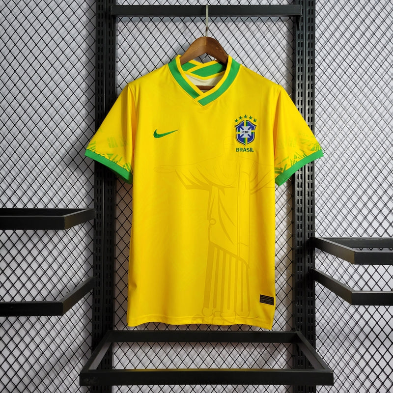 Camisa da Seleção Brasileira - Cristo Redentor Amarela